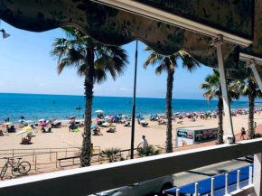 Beach apartment-VillaJoyosa, north Alicante